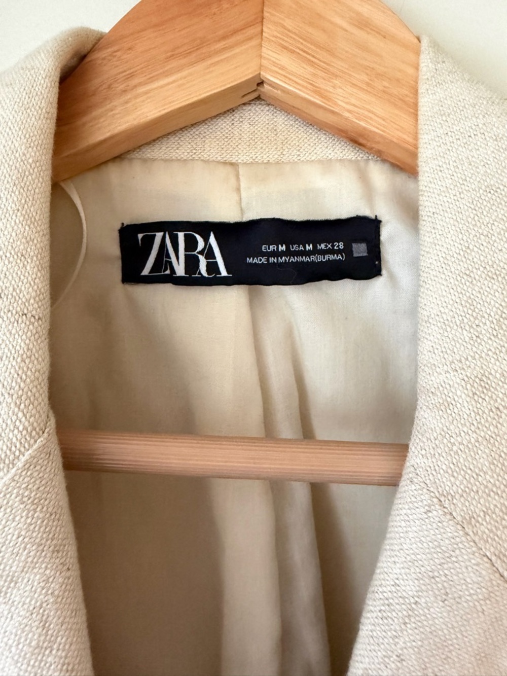 Zara Light Beige Cropped Blazer - Picture 4 of 5